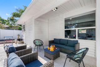 Just WOW! - Heated Pool - 10 Mins to Beach - Games - Seminole - 5