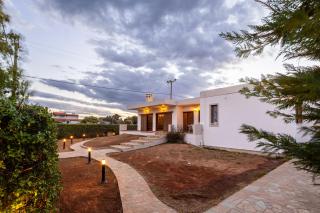Artemida Beachside Villa Escape - 50m by the Sea - Artemida - 9