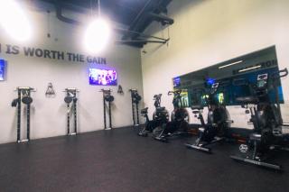 AIR Residence Wondeful Condo Ayala Ave 1703 Central Makati Swim Gym - Manila - 2