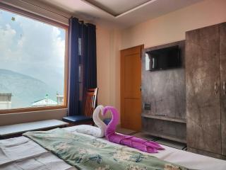 360 Hills - Tisa - 4