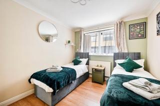 2BR Contractor Stay, WiFi, Parking, Discounted Monthly - Londra - 6