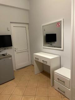 Malibu Hotel - Dhërmi - 8