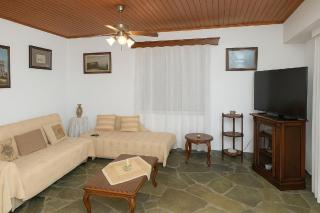 Mare Mare Thalassa A - 8