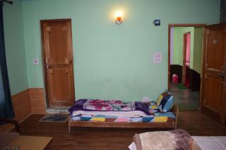 Khandroling Guest House - Kyelang - 8