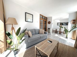 Casa 4D3B para 8-10 Personas - Calefacción- Mall Alto las Condes - Piscina - Estacionamiento - Santiago - 4