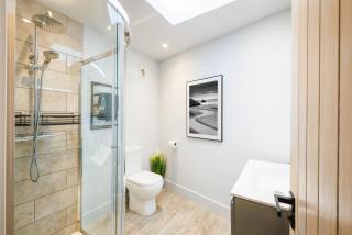 A stunning 3 bed Apartment - Fishguard - 2