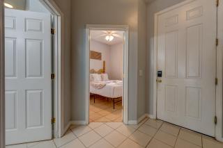 Comfy Townhome Minutes from Disney - 2