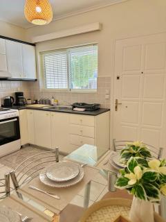Sophilia Garden escape - Patra - 2