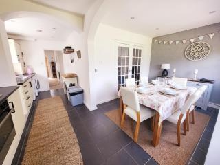 Family-Friendly Spacious 3BR, Near Uni & Town - Worcester - 4