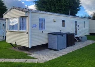 The Retreat at Marine Holiday Park - Rhyl - 0