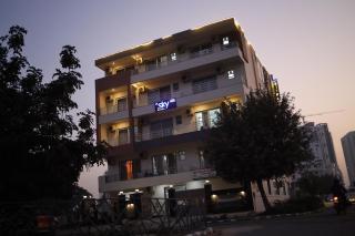 Hotel Sky - Gurgaon - 0