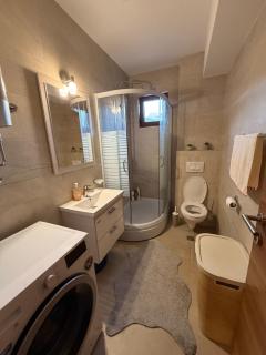 Nioi House With Free Parking - 1