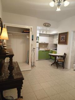 Moschatos Beach House - Kamari - 5