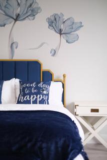 Modern 3BR Near Langley Events Centre & EV charger - Langley - 1