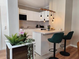 ApartZ - Celle Altstadt - bis 9 Personen, 3 SZ, Infrarotsauna, Parkplatz, W-LAN, Dachterrasse - Celle - 2