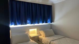 Beachfront 3-Bedroom Family Suite with Sunset View - Port Dickson - 4