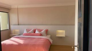 Beachfront 3-Bedroom Family Suite with Sunset View - Port Dickson - 2