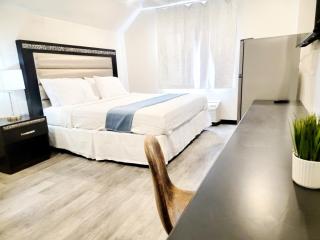 Guest Lodge - Minot - 1