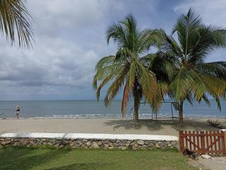 Cierzo house, In front of the Coveñas Sea - Coveñitas - 8
