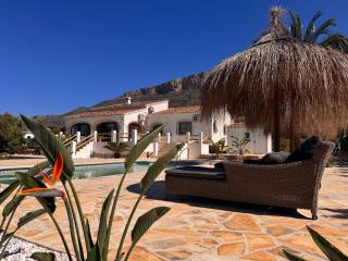 Villamontgovalls private pool and stunning views! - Jávea - 0