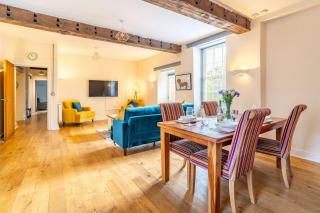 Picturesque location with Parking 2 bedroom Apartment - Norwich - 3