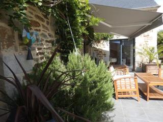 Maison de caractère à Corseul, jardin et piscine - 4