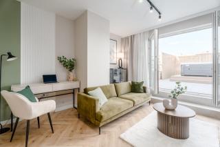 Brand New! Private Jacuzzi - Terrace - Parking - Warsaw - 7