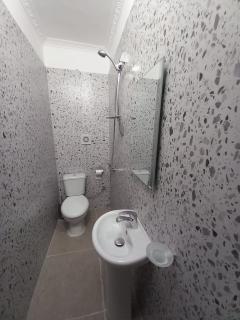 Eriks Rooms - Tirana - 1