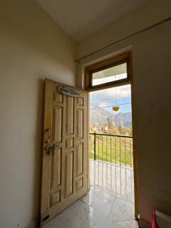 Kareri Dhauladhar view homestay - Dharamshala - 1
