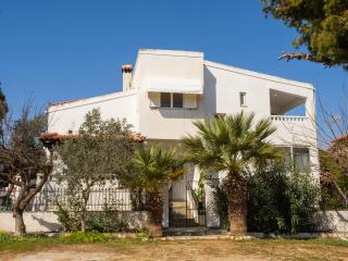 St Nickolas Guest House - Artemida - 0