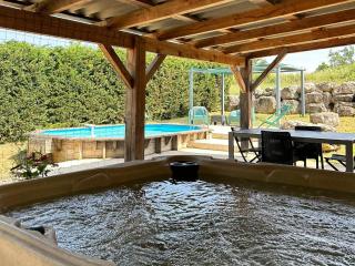 Le gîte les chênes piscine privée et jacuzzi - Servas - 9