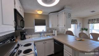 Adorable 2 bedroom 2 bath beach house - Jensen Beach - 5
