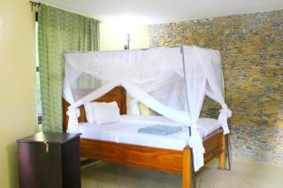 Emanyatta Lodge - Monduli - 8