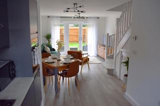 Tolson Court House - Fazeley - 0