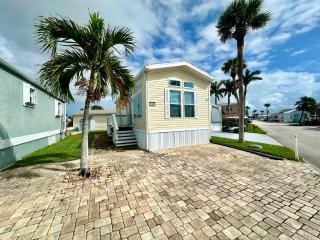 Flip Flop Inn amazing 1 bedroom 1 bath beach bungalow - 9
