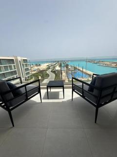 Modern 2 BR Apart-Hotel in Address Beach Marassi - 0