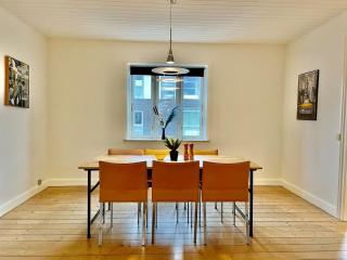 Central, charmerende lejlighed - Herning - 1