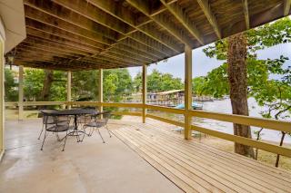 Beach Vacation Homes, water toys, relaxing, boat slip and dock - Stausee Lake of the Ozarks - 1