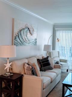 Perfect, Cozy, Modern Beach Condo - 1