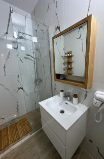 Blue Escape Apartment - Golem - 1