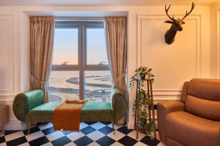 Zen Den - Vintage Charm with full Sea View - 9