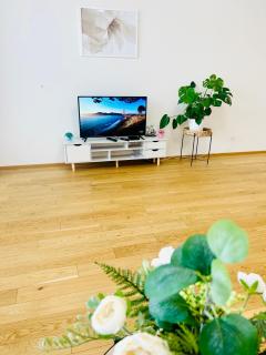 New Luxury Apartmen at Andel Metro Station - Prag - 3