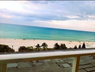 BeachFront Condo - Miami Beach - 5