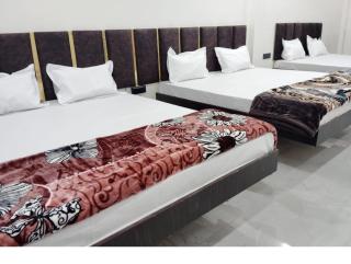 Gayatri Guest House - Ayodhya - 9