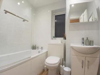 Modern and cosy home near Cardiff - Caerphilly - 1