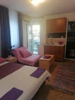 Apartman Helena - Sutomore - 0