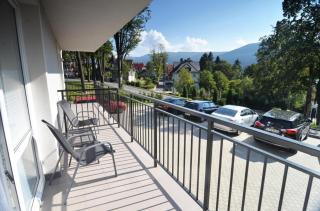 Apartament Esensja z Widokiem na Góry i Przy Dworcu - 5D Apartments - 0