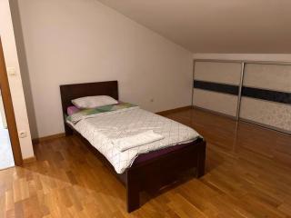 Rooms near the airport - Sarajevo - 9