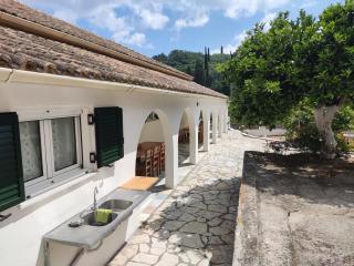Villa Nikos Gialos - Karousádes - 6