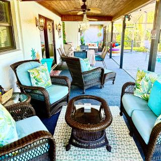 Tampa Lakefront and Pool House Game Room - Tampa - 1
